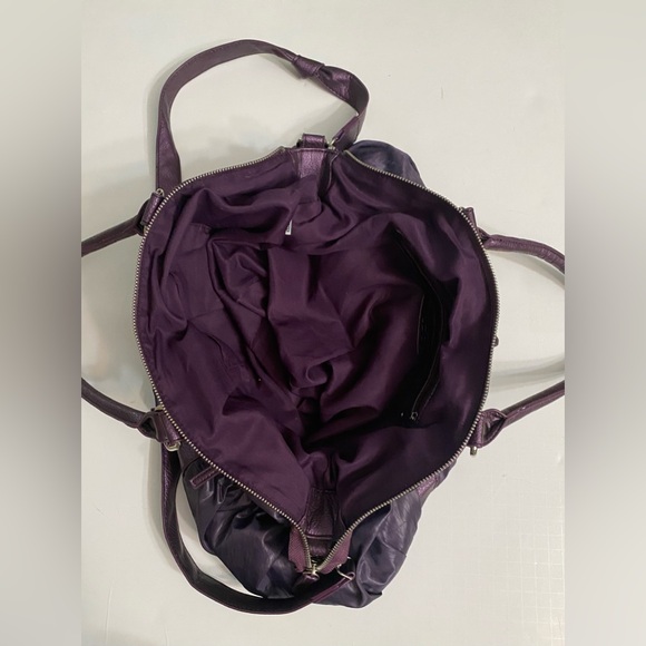 RARE ALDO Hobo Handbag/ Messenger Purple And Gorgeous Metal Hardware - Picture 7 of 16